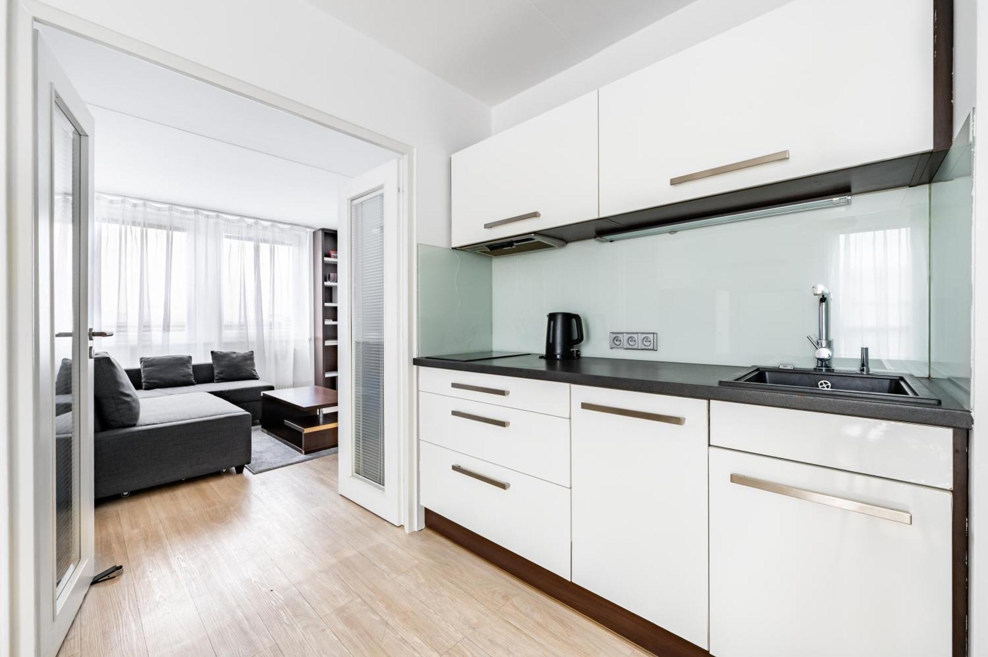 Family Apartment Praha Bagian luar foto